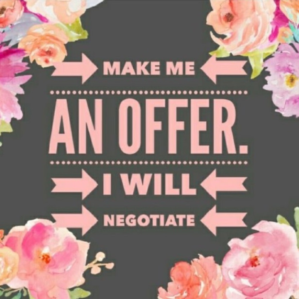 Hi Poshers! I will negotiate! 👚👡👜👠💵💰☀️